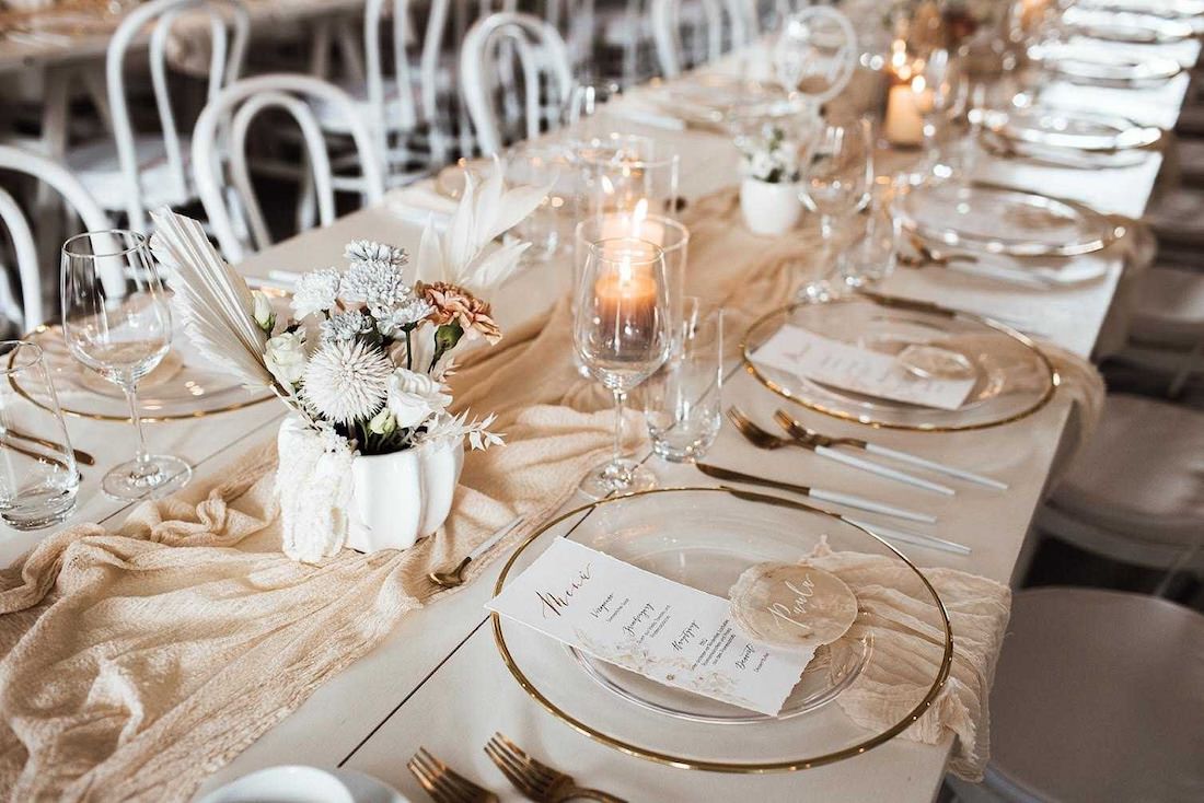 Hochzeitstisch im Boho-Stil in Siegburg – festliche Hochzeitsdekoration